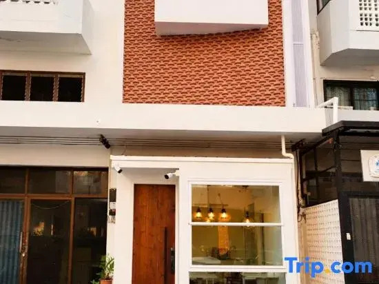 R4R RoomforRest Boutique Hotel Bangsaen Beach