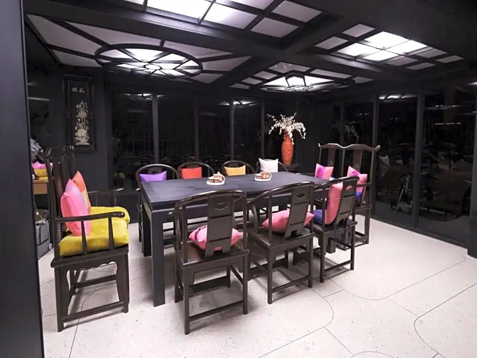 2499 Heritage Hotel Chinatown By RoomQuest
