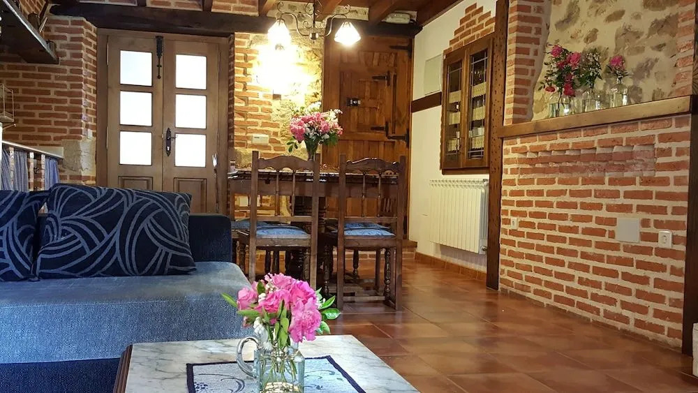 Apartamentos Rurales La Tablá