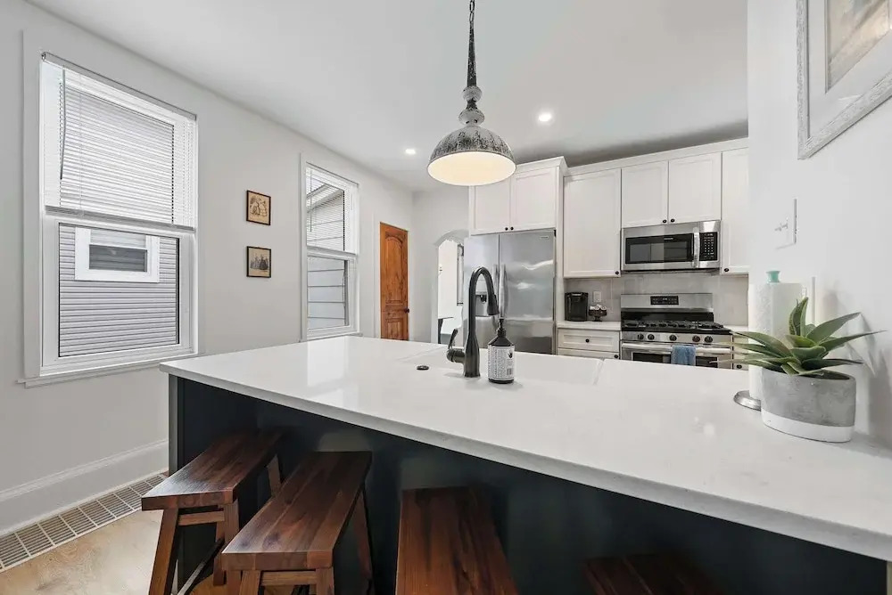 Morrill Modern Retreat Desirable Marion Village!