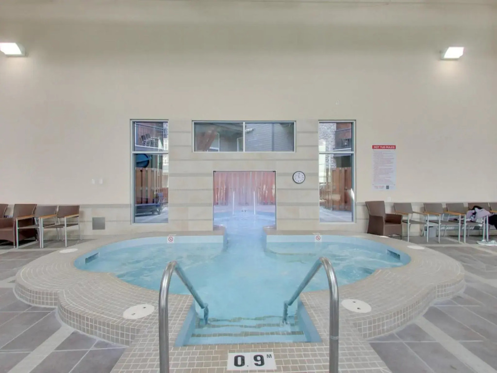 Instant Suites - Luxury 2 BR Suite in Canmore | Banff