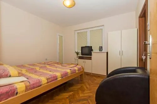 Bitrak Guest House