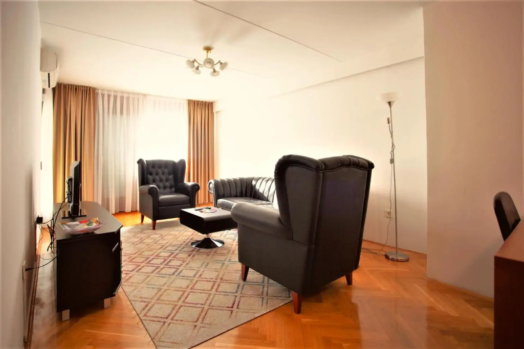 Centrally located 2 bedroom apartment
