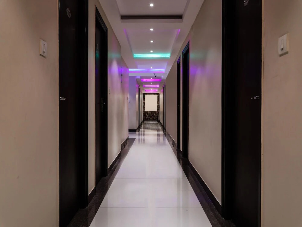 OYO 16428 Hotel Comfort Inn