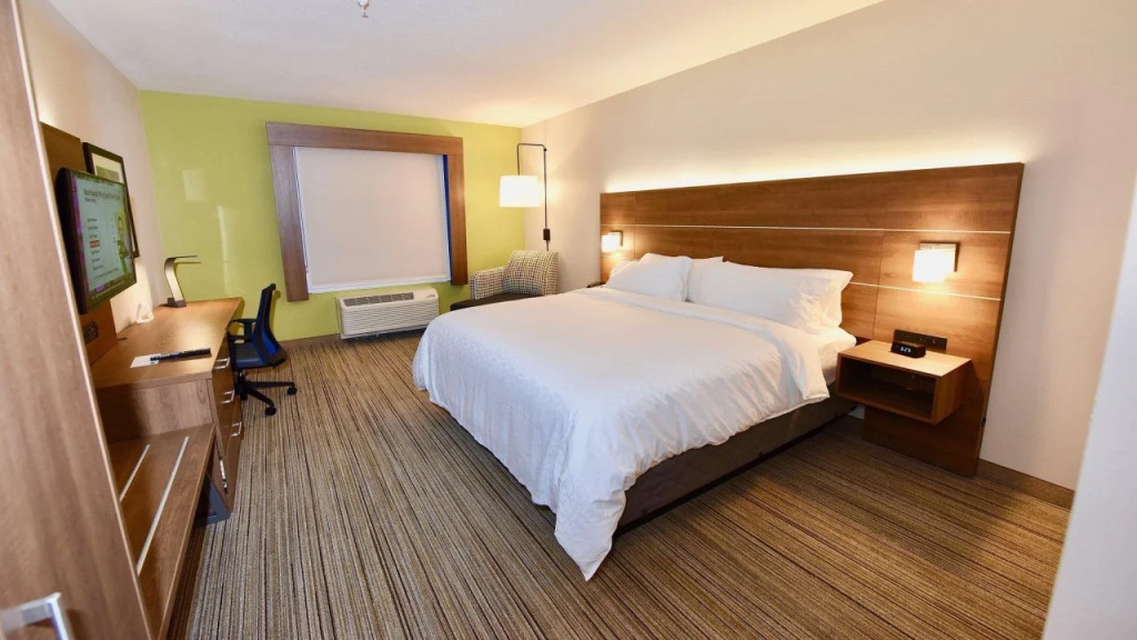 Holiday Inn Express & Suites Perryville by IHG