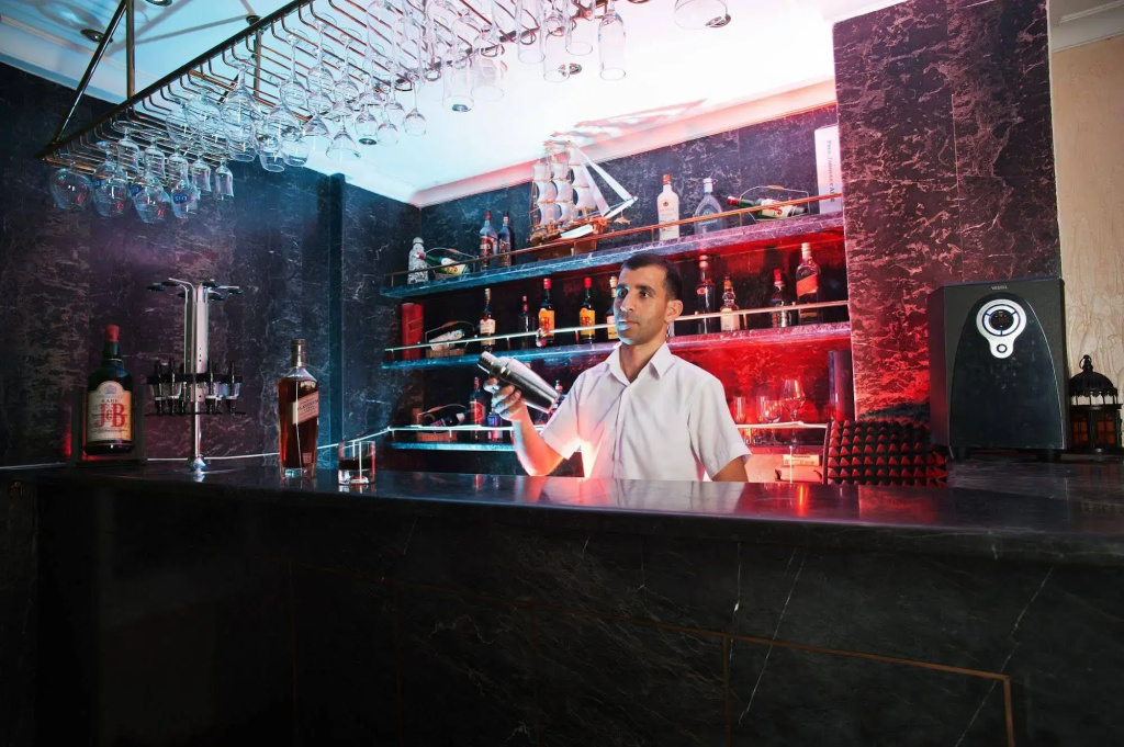 Triana Hotel