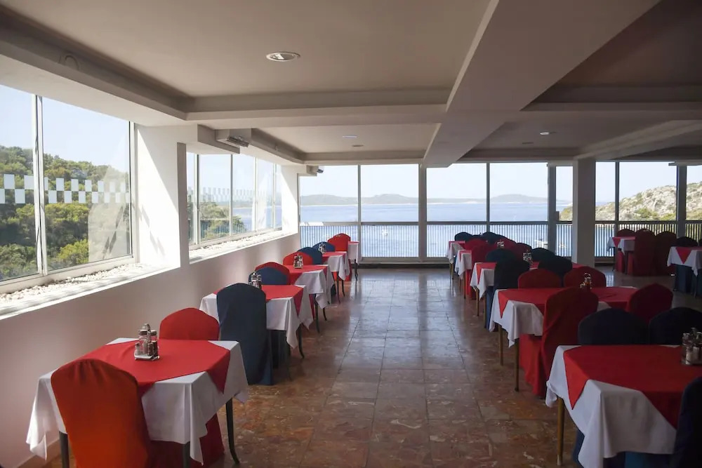 Sirena Resort Hvar ( Opening July 2026 )