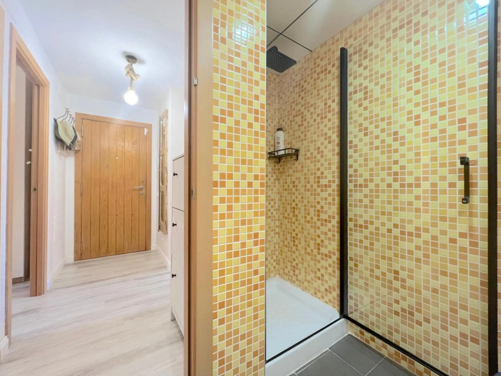 Coma-Ruga Beach Apartment