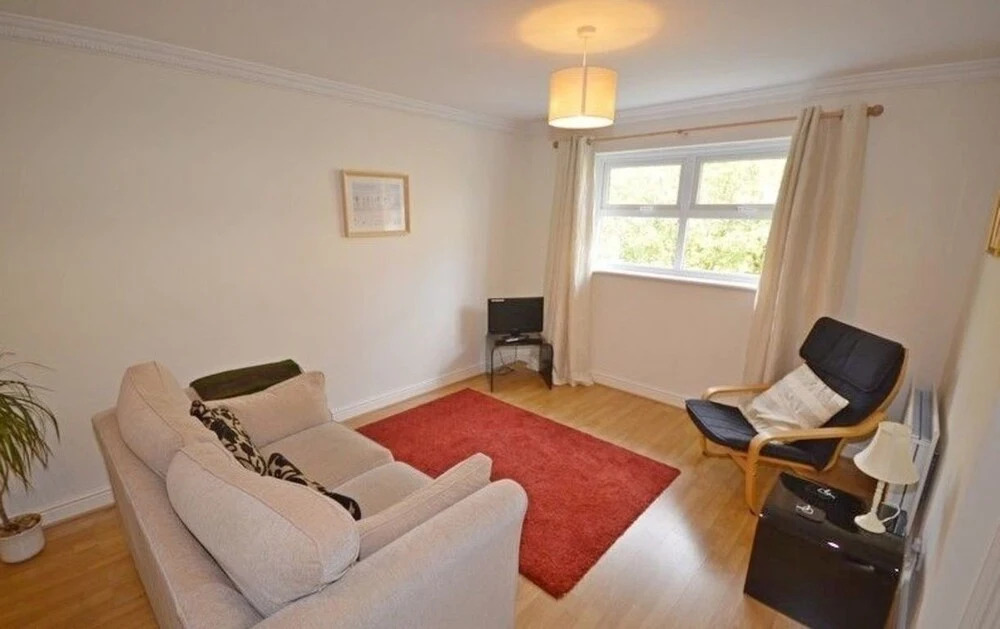 Stride Close , Chichester 415071