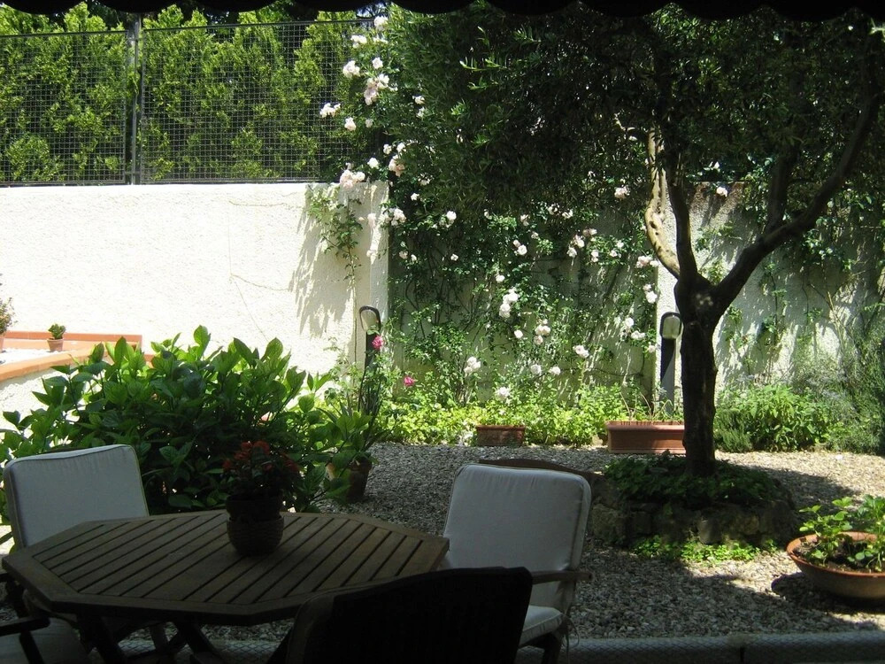Delicious Apartment in Florence Under the Hills of Fiesole and Settignano