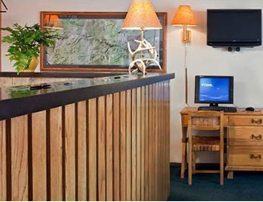 Branding Iron Motel