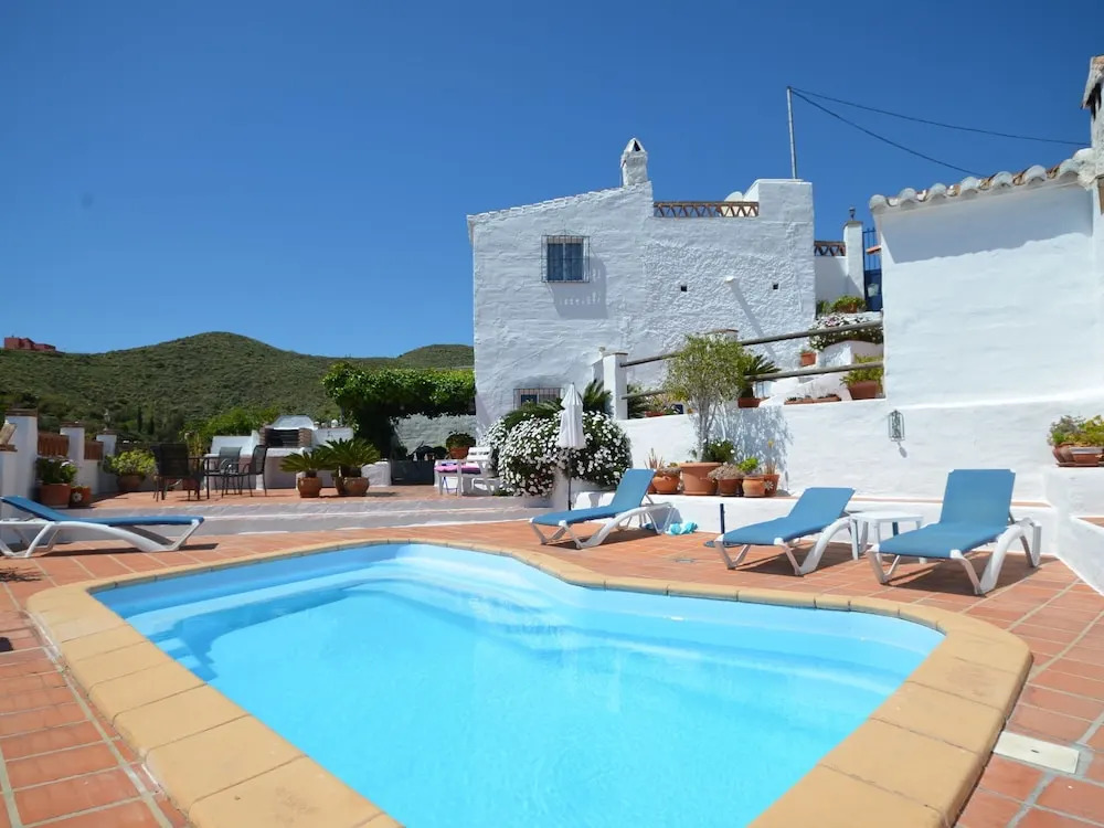 Attractive Holiday Home near Nerja
