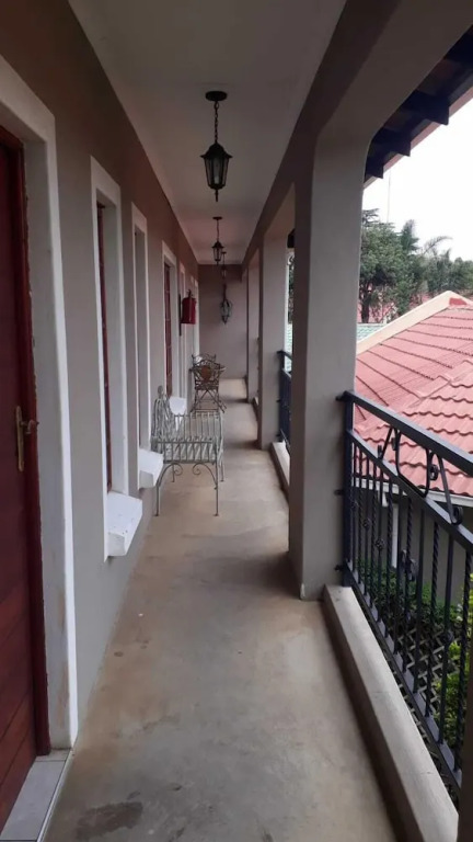 The Prince & the Pauper Guest House