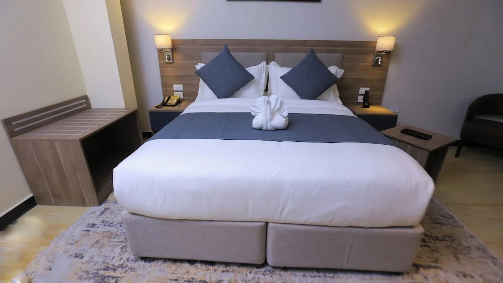 Triple-e Hotel and Spa