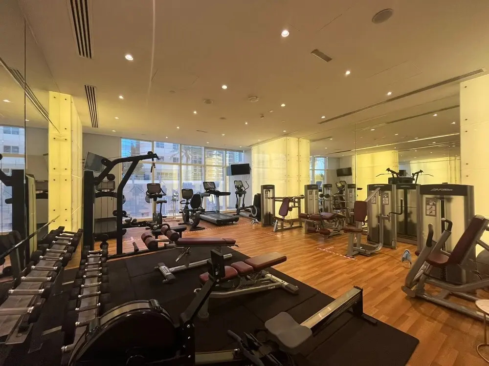 Tanin - Stunning Fendi Apt for 8 Facing Palm Jumeirah