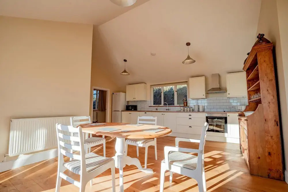 Host Stay Upperley Barn