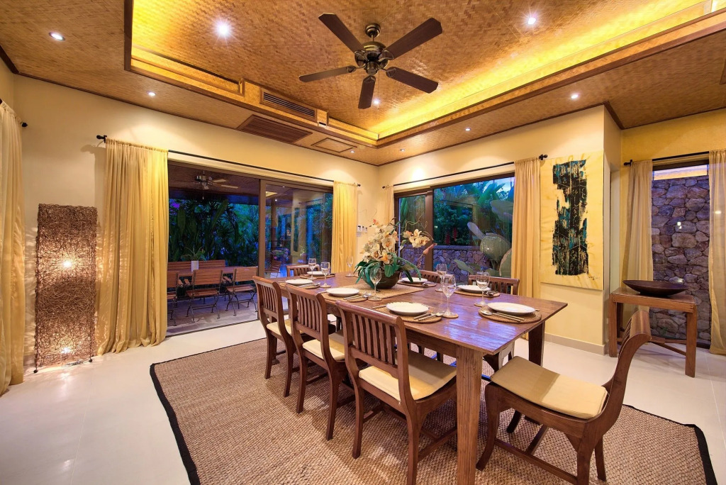 Baan Buaa - 3 Bedroom Beach Side Villa
