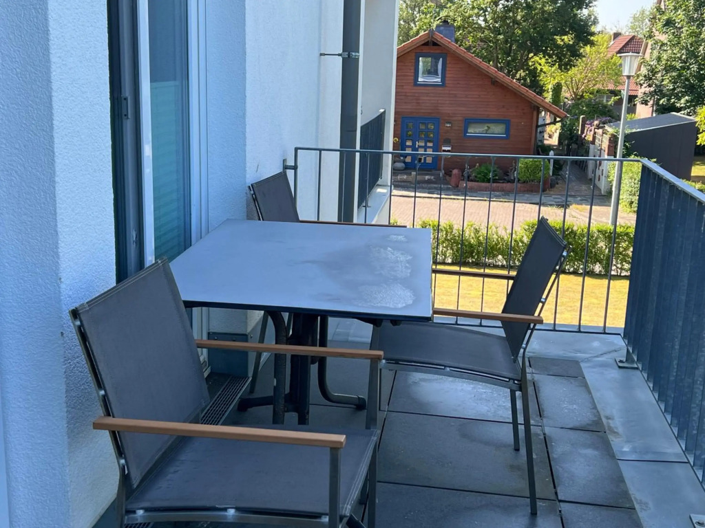 Strandvogt - wunderschöne Ferienwohnung mit Parkettboden und Sonnenbalkon