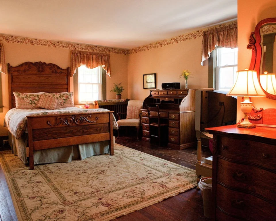 Holladay House Bed and Breakfast