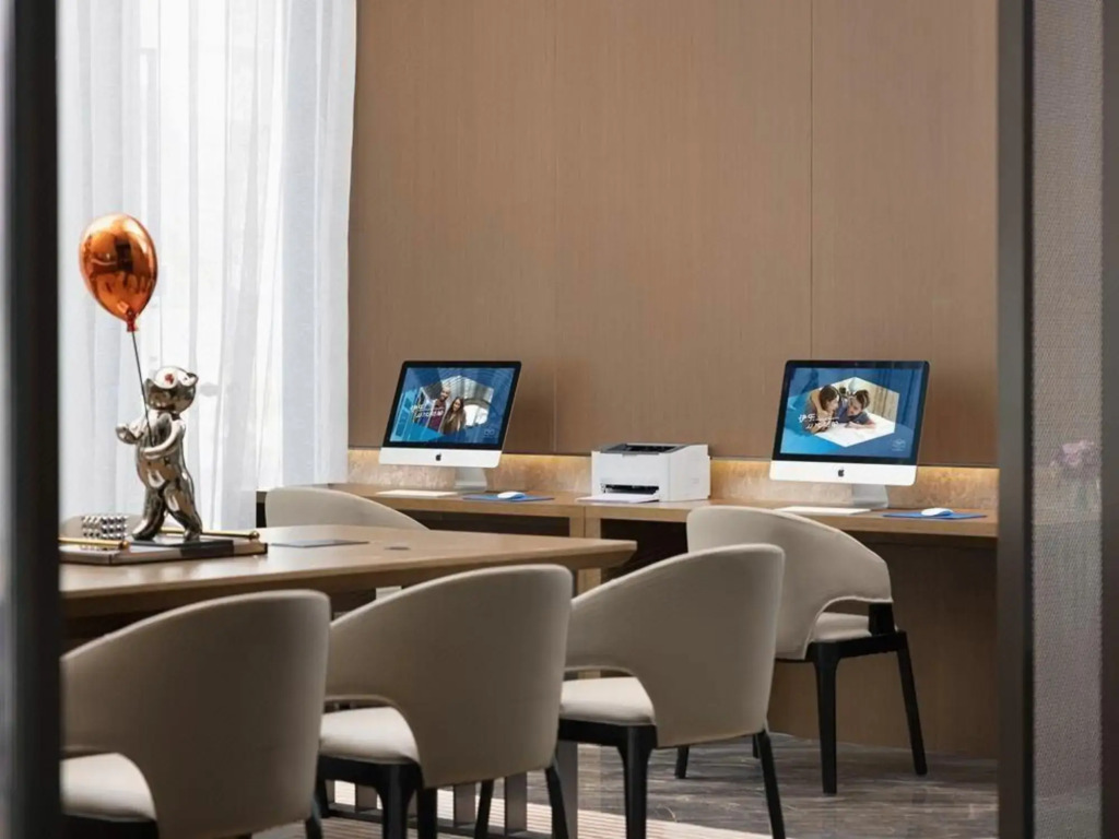 Hampton by Hilton Wuxi East Railway Station