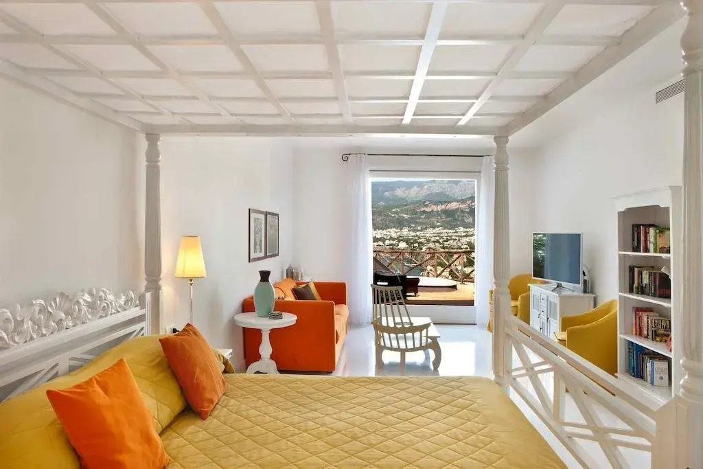 Amore Rentals - Villa Bianca
