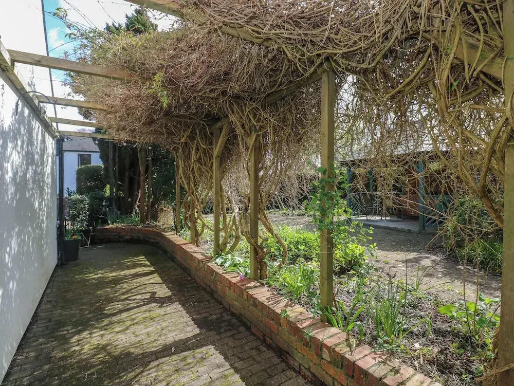 The Laurels Flat