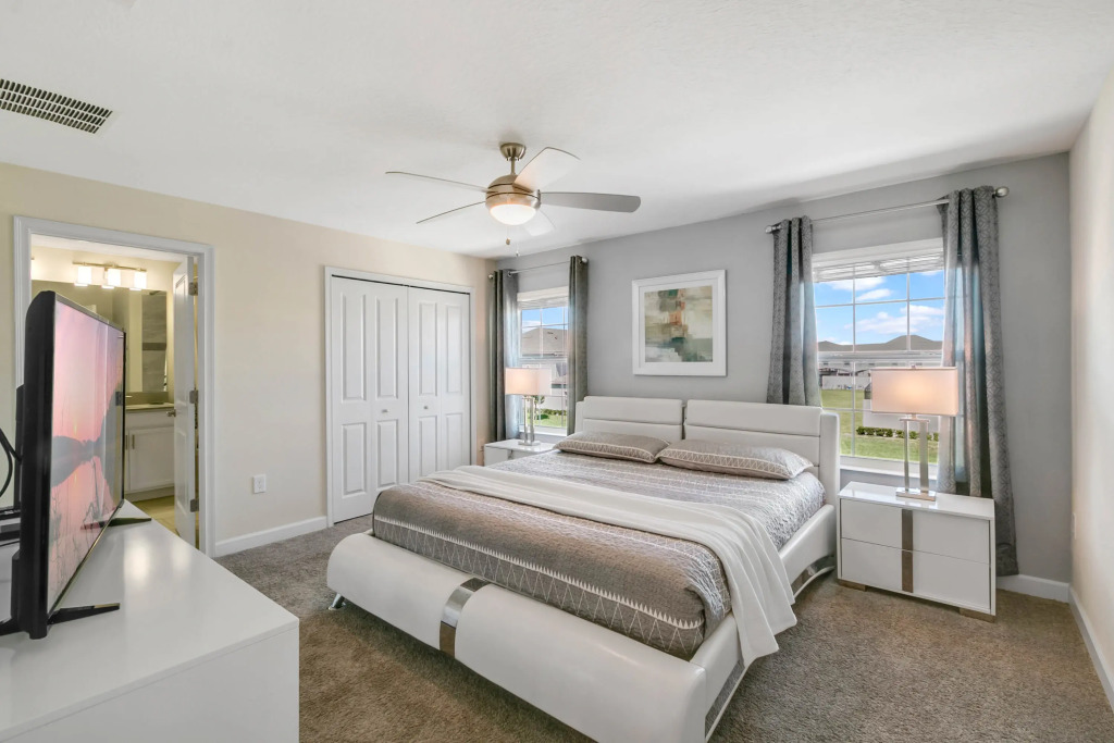 4 Bedrooms 3 Bathrooms Storey Lake 4863 Rc