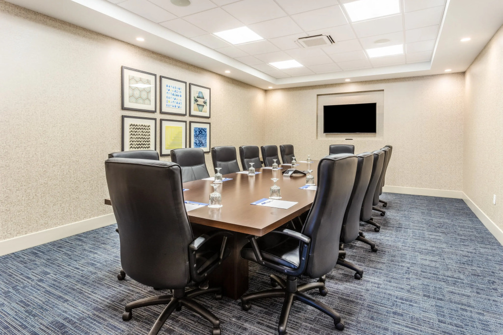 Holiday Inn Express Hotel & Suites Springfield