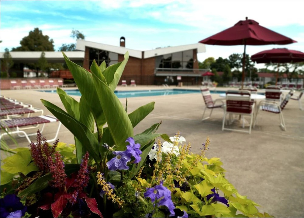 SoBe Northwest Apartments