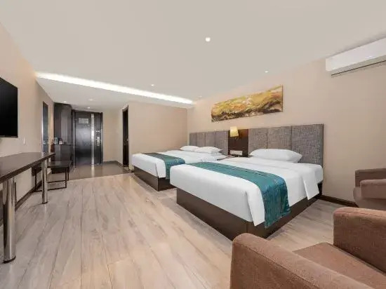 Cloud Four Seasons Shangpin Hotel (Yuxi Taobao Street Wanda Plaza Branch)