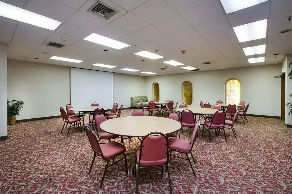 OYO Hotel Dundee By Crystal Lake