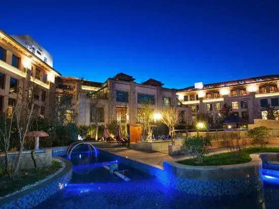 Sanmenxia Feicui Lichi Hot Spring Resort Hotel
