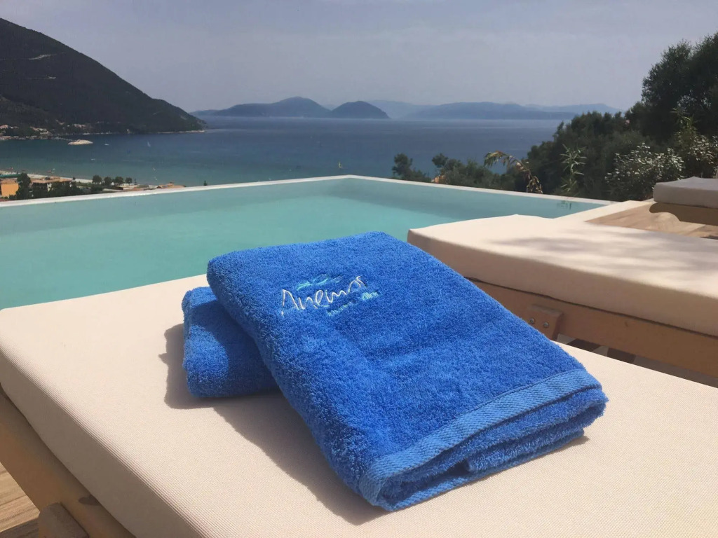 Anemos Luxury Villas