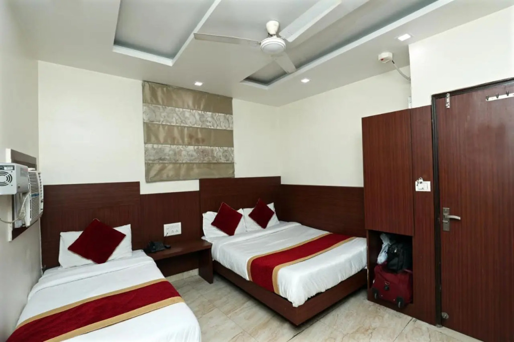 Hotel O Toto International