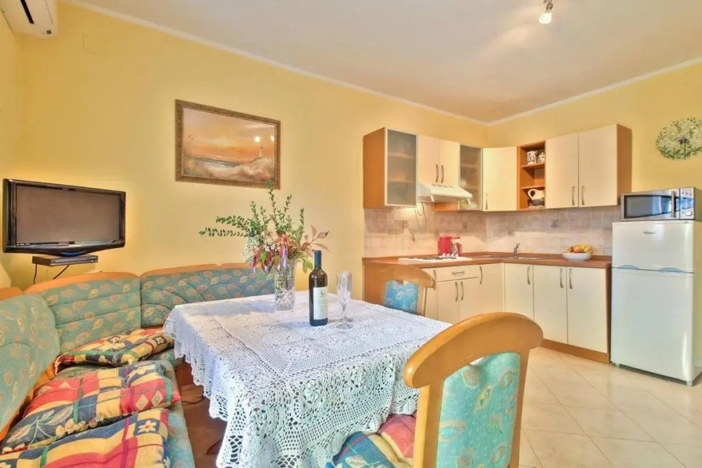 Lorena Apartments