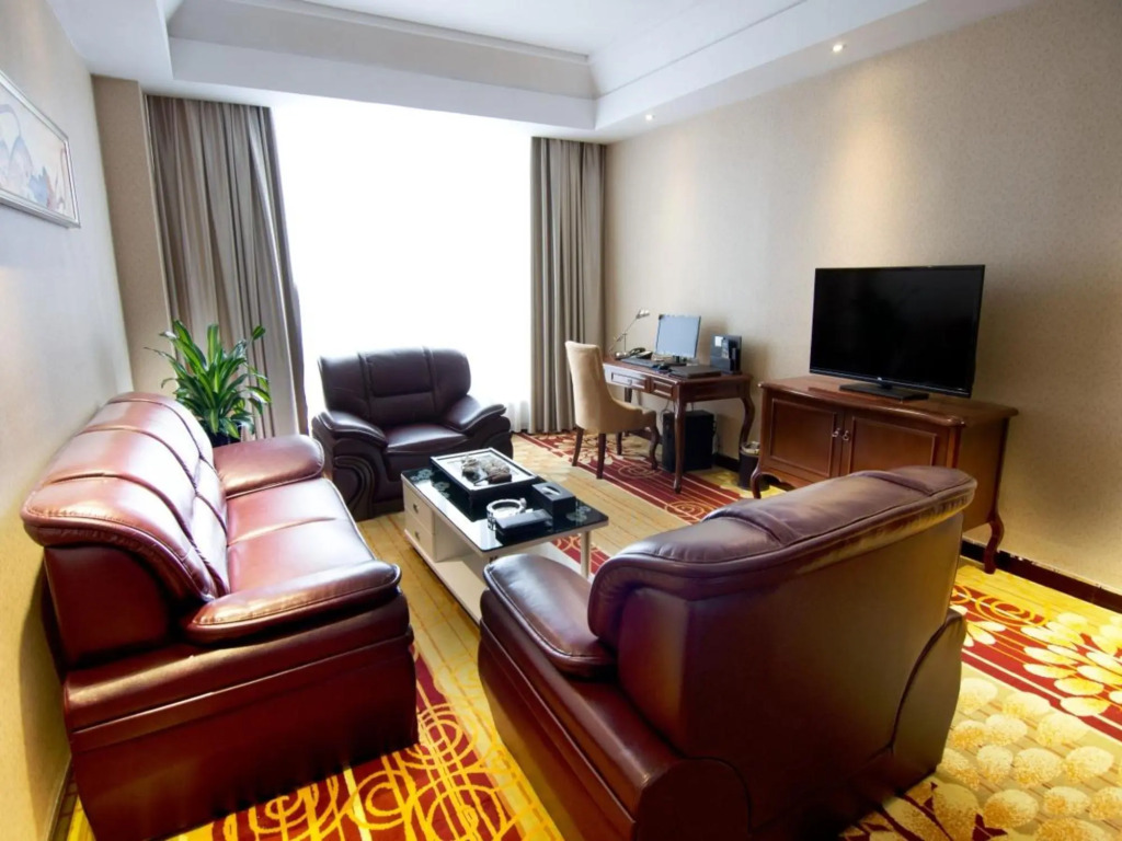 Victory International Hotel