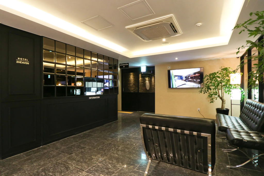 To Heaven Hotel Nampo