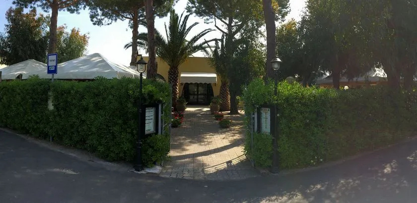 Apladas Apartments