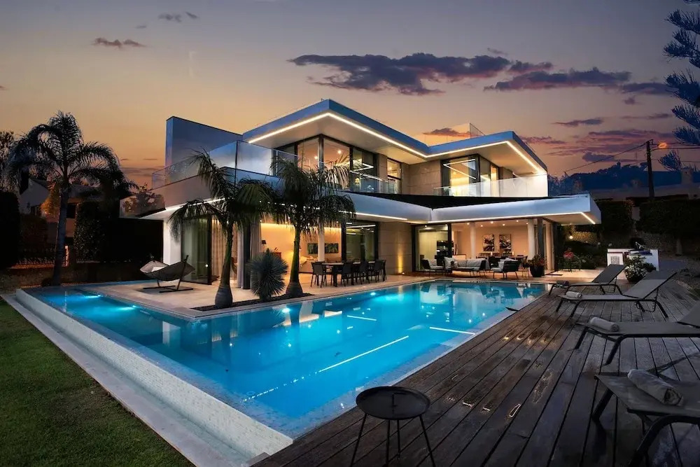Villa 2 Rua das Palmas - Luxurious, Stylish & Modern