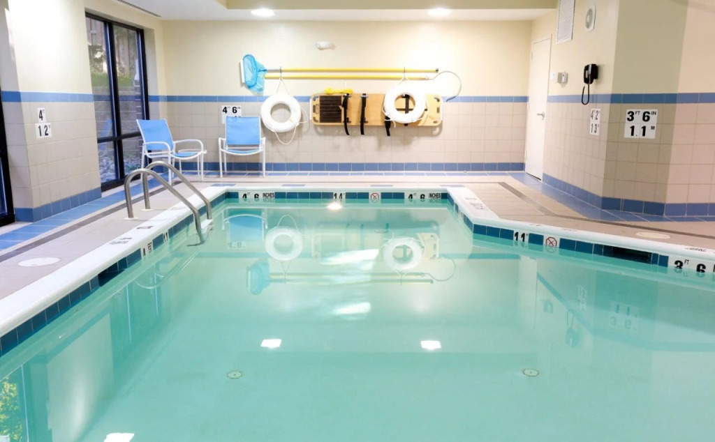 Holiday Inn Express Hotel & Suites West Chester by IHG