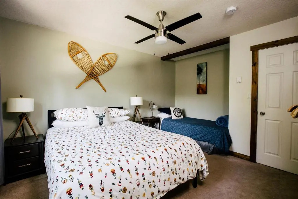 Alpenrose Revelstoke Bed & Breakfast