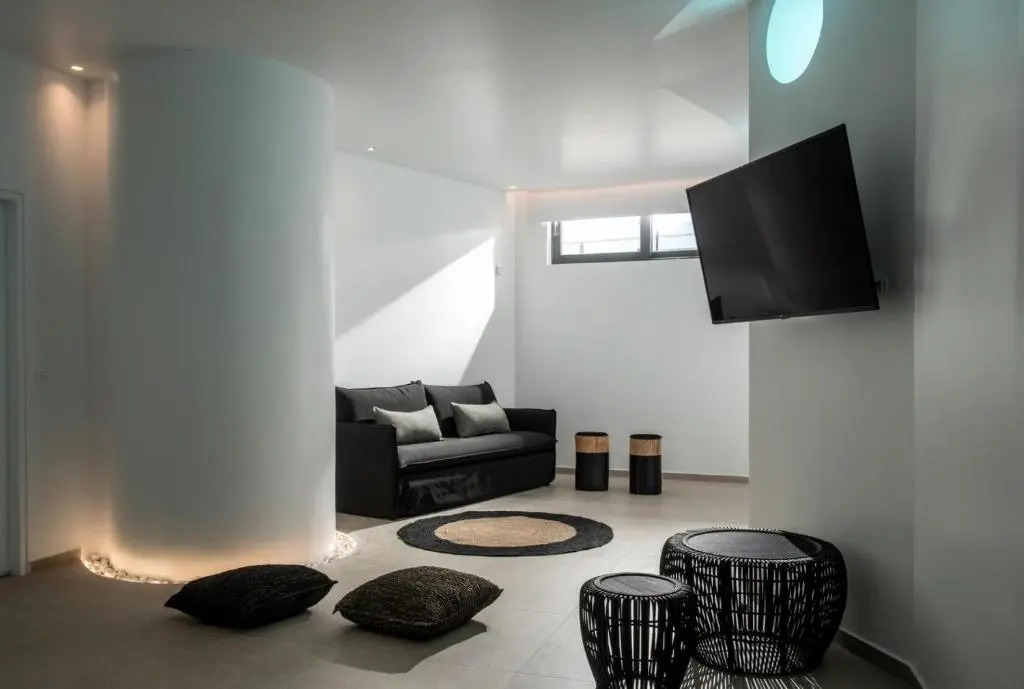 Made By The Sea Villas 12 BDRM