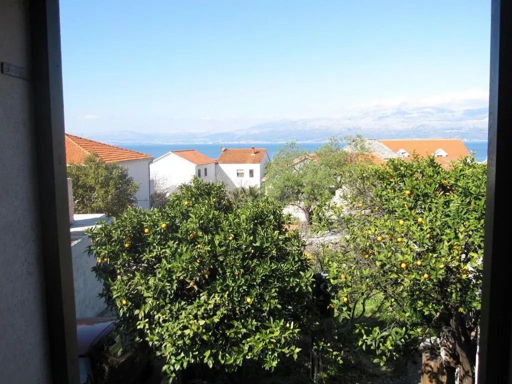 Apartment Siniša - 300 m from beach