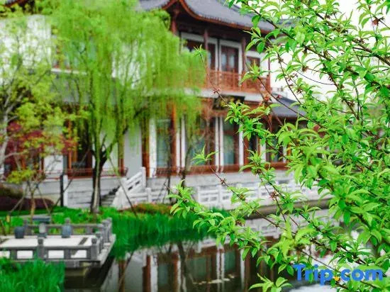 Zhongwu Hotel Nine Garden