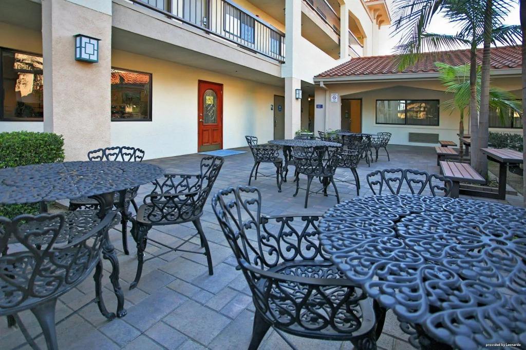 Best Western Plus Orange County Airport North