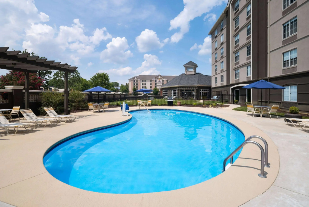 La Quinta by Wyndham Greensboro Highpoint