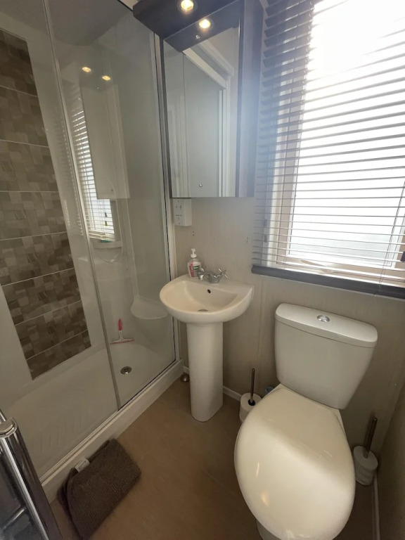 Poole Harbour View Lodge at Rockley Park