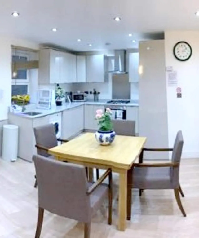 Apartment With 2 Bedrooms in Greater London, With Wonderful City View, Terrace and Wifi