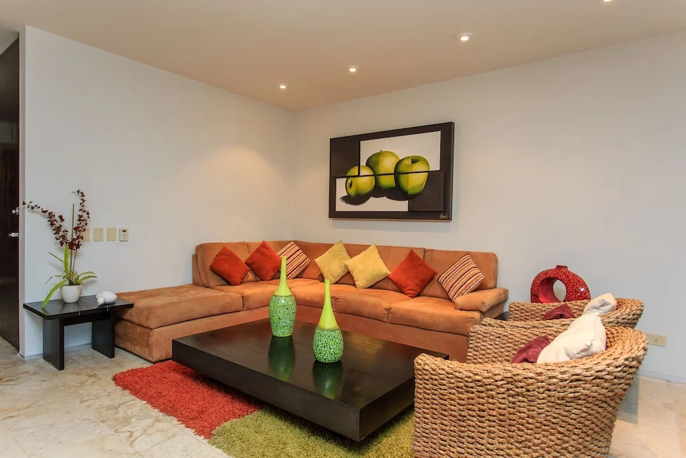 Magia Beachside Apartment by BVR