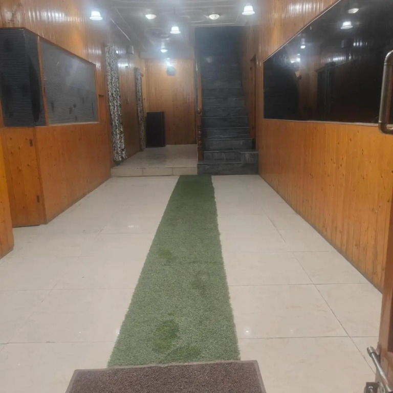 Divine inn sonmarg